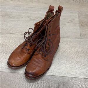 Women’s Frye Veronica Combat Brown Leather Boots